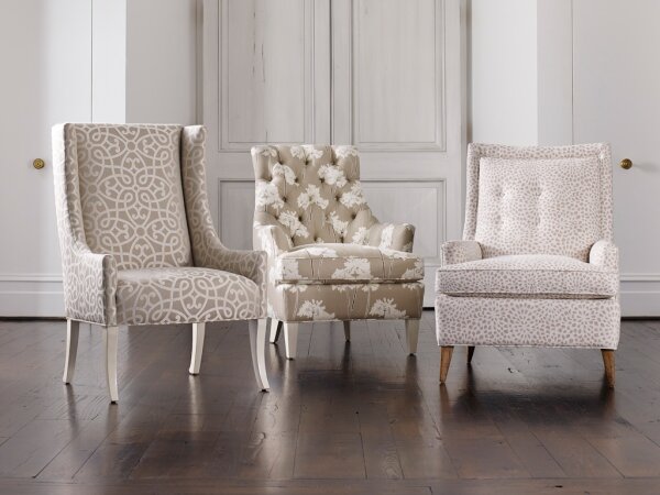 Hollans Tufted Chair - Image 2