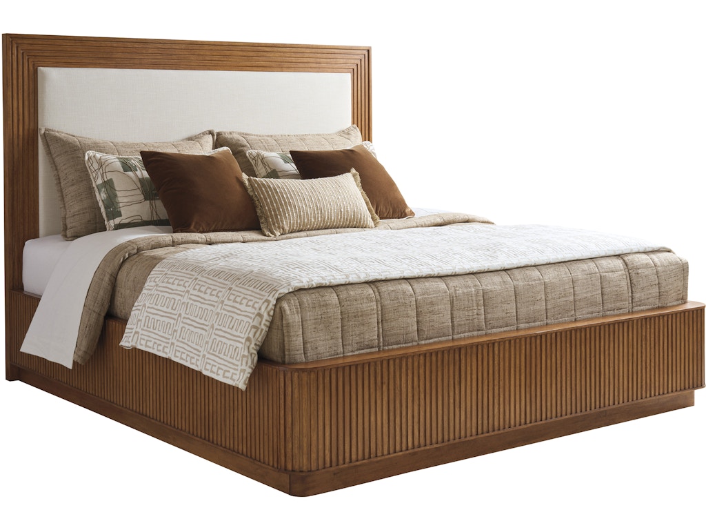 Pendry Upholstered Panel Bed 5/0 Queen