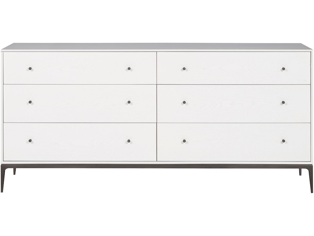 Essence Dresser