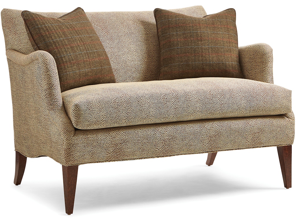 Tara Settee