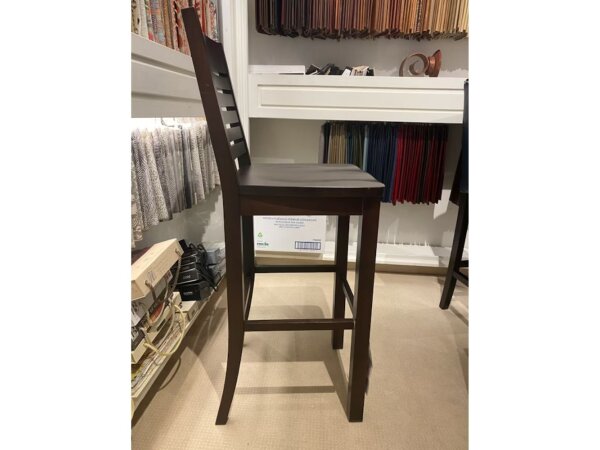 bar stool