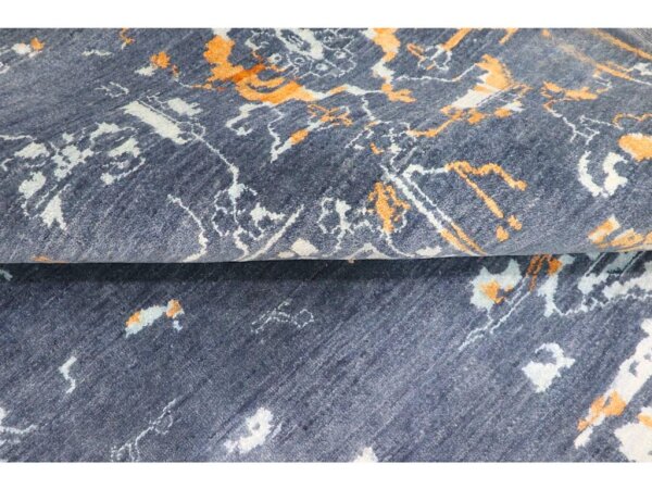 Modern Angel Rug (10 x 14) - Image 2