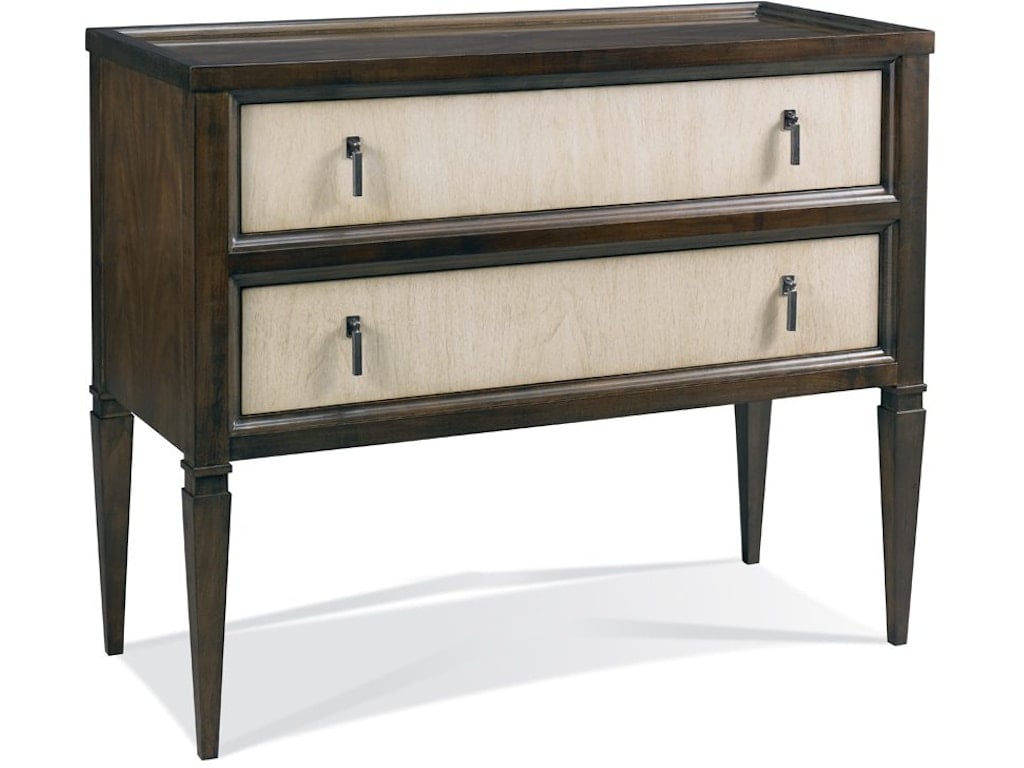 Nolan Chest