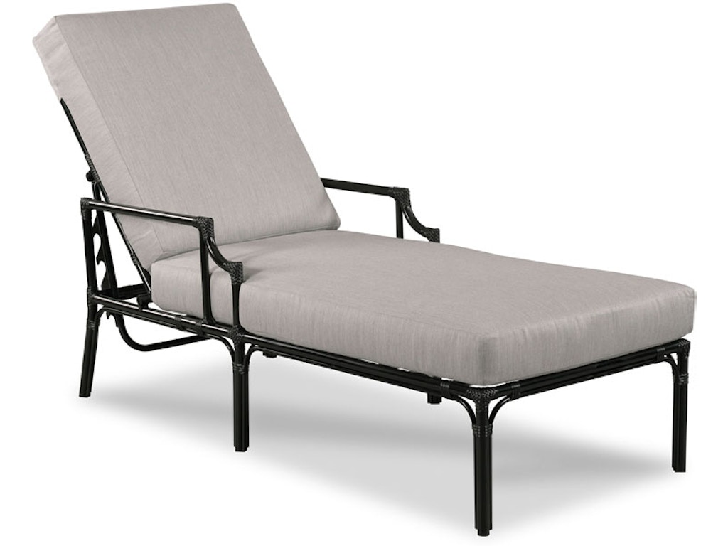 Carlyle Chaise