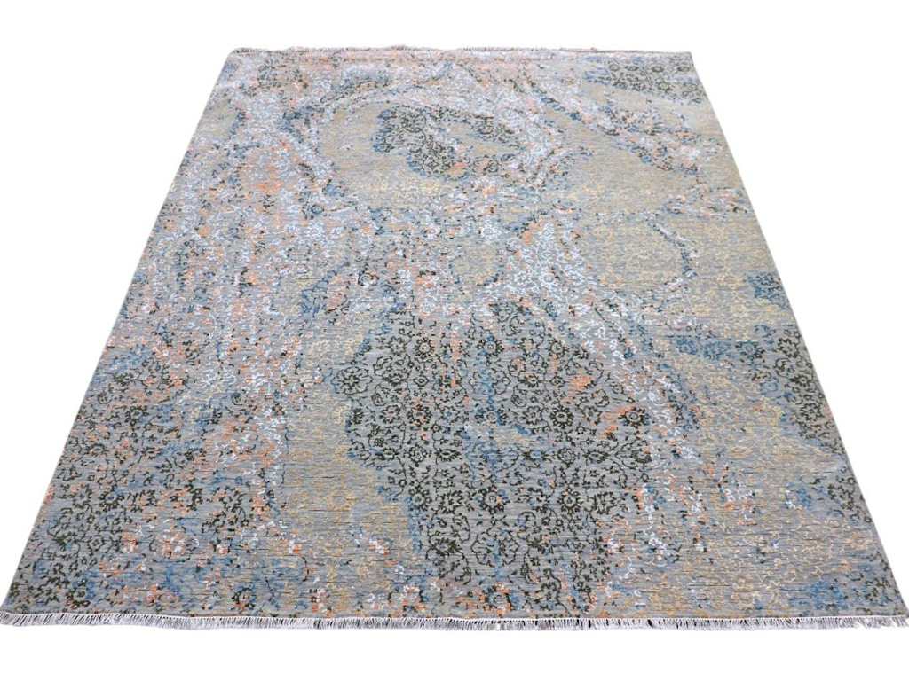 Modern Angel Rug (8 x 10)