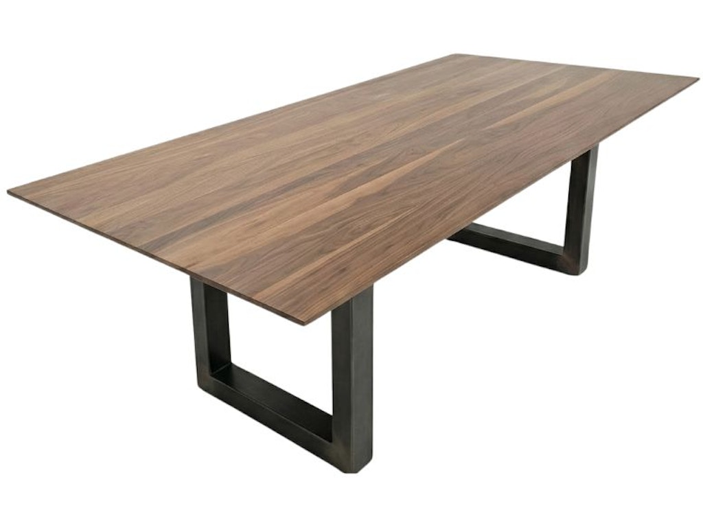 URBAN TABLE