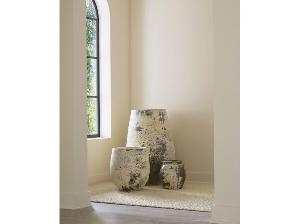 Capaci Antique White Planter - Image 5