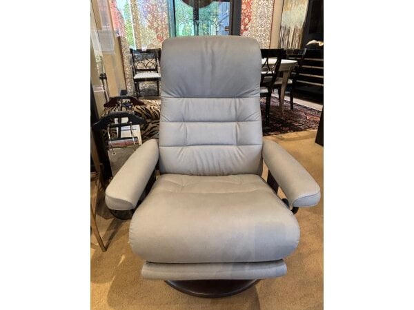 stressless® opal (m) classic base recliner with power (copy)