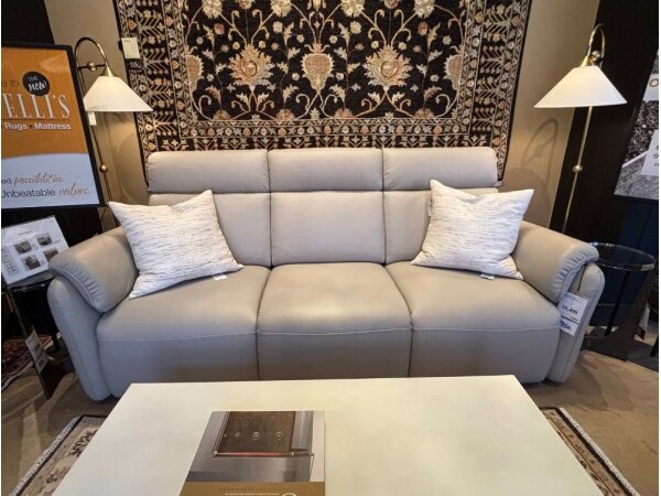 swivel chair (copy)
