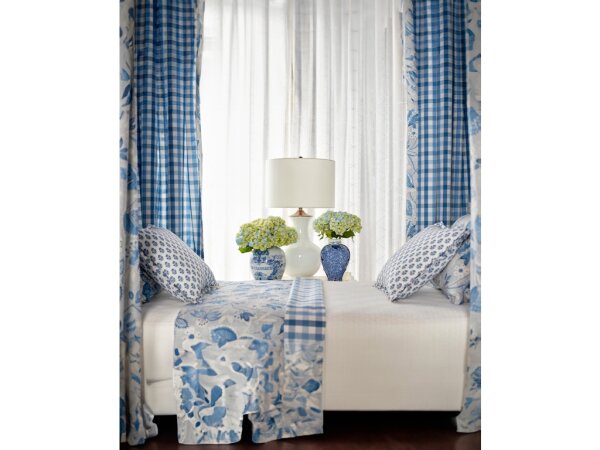 Lilou White Table Lamp - Image 4