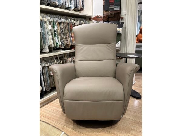 stressless®mayfair (l) classic base recliner with ottoman (copy)